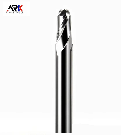 Kuinka valita pyörimisnopeus hitsatuille jyrsimille? Tehdas selittää